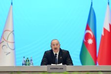 Prezident İlham Əliyev AQEM-in 7-ci Zirvə Toplantısında çıxış edib (FOTO)