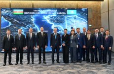 Prezident İlham Əliyev Kasım-Jomart Tokayev ilə görüşüb, Trans-Xəzər Fiber-Optik Kabel Xəttinin açılışını ediblər (FOTO)