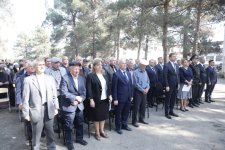 Xaçmaz Rayon İcra Hakimiyyətinin başçısı Elnur Rzayev Yalama kəndində vətəndaşların müraciət və təkliflərini dinləyib (FOTO)