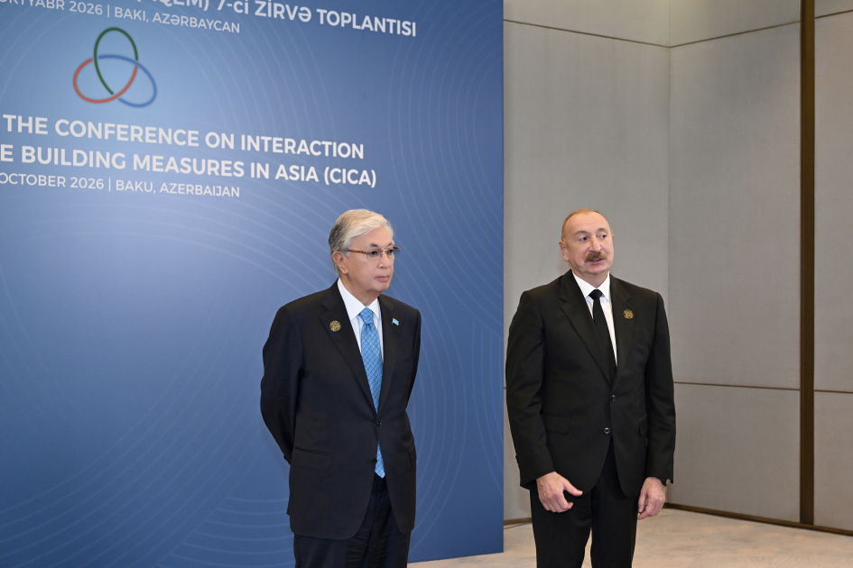 Prezident İlham Əliyev Kasım-Jomart Tokayev ilə görüşüb, Trans-Xəzər Fiber-Optik Kabel Xəttinin açılışını ediblər (FOTO)