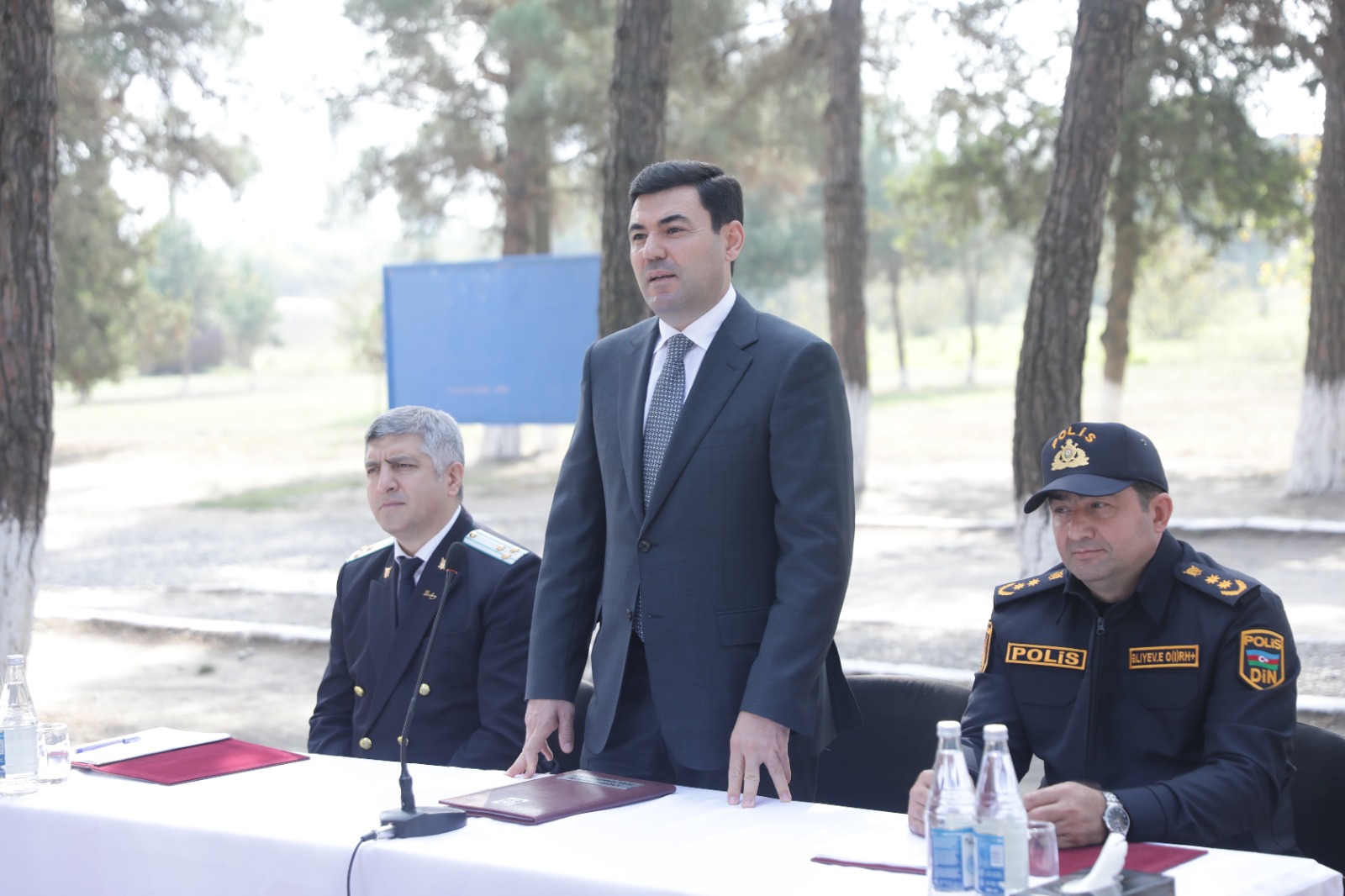 Xaçmaz Rayon İcra Hakimiyyətinin başçısı Elnur Rzayev Yalama kəndində vətəndaşların müraciət və təkliflərini dinləyib (FOTO)