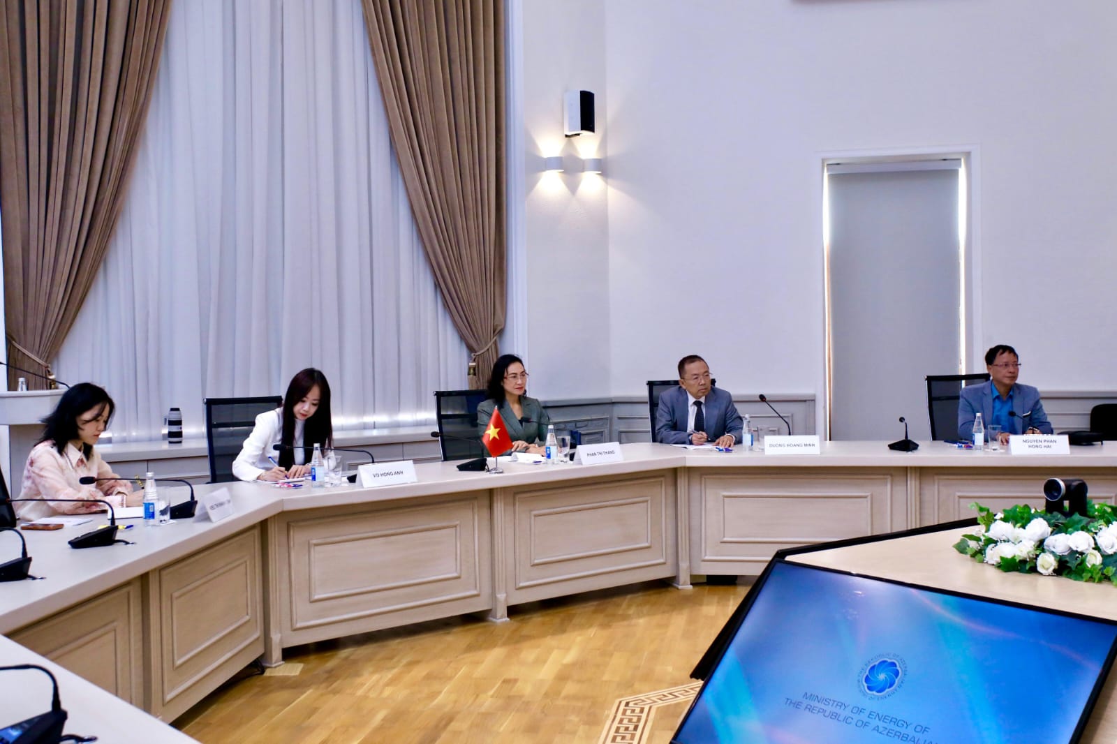 Azərbaycandan Vyetnama son 3 ildə 1,1 milyon tondan çox xam neft tədarük edilib (FOTO)