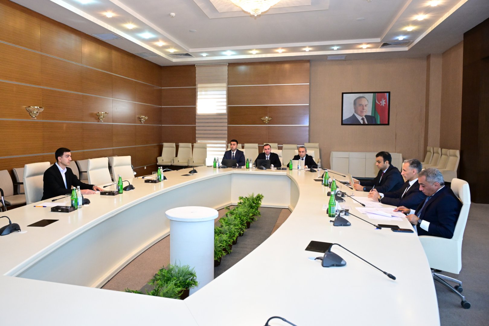 Rəşad Nəbiyev Qəbələdə vətəndaşları qəbul edib (FOTO)