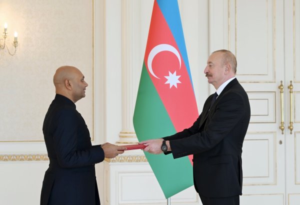 Prezident İlham Əliyev Hindistanın ölkəmizdə yeni təyin olunmuş səfirini qəbul edib (FOTO/VİDEO)