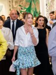Alyona Əliyeva Anar Hüseynzadənin "O" adlı sərgisindən görüntülər paylaşıb (FOTO)