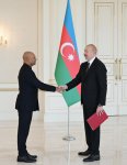 Prezident İlham Əliyev Hindistanın ölkəmizdə yeni təyin olunmuş səfirini qəbul edib (FOTO/VİDEO)