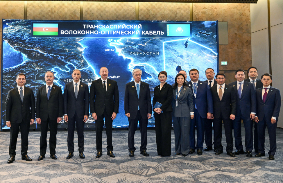 Rəqəmsal İpək Yolu layihəsində mühüm mərhələ: Trans-Xəzər Fiber-Optik Kabel Xəttinin rəsmi açılışı olub (FOTO)