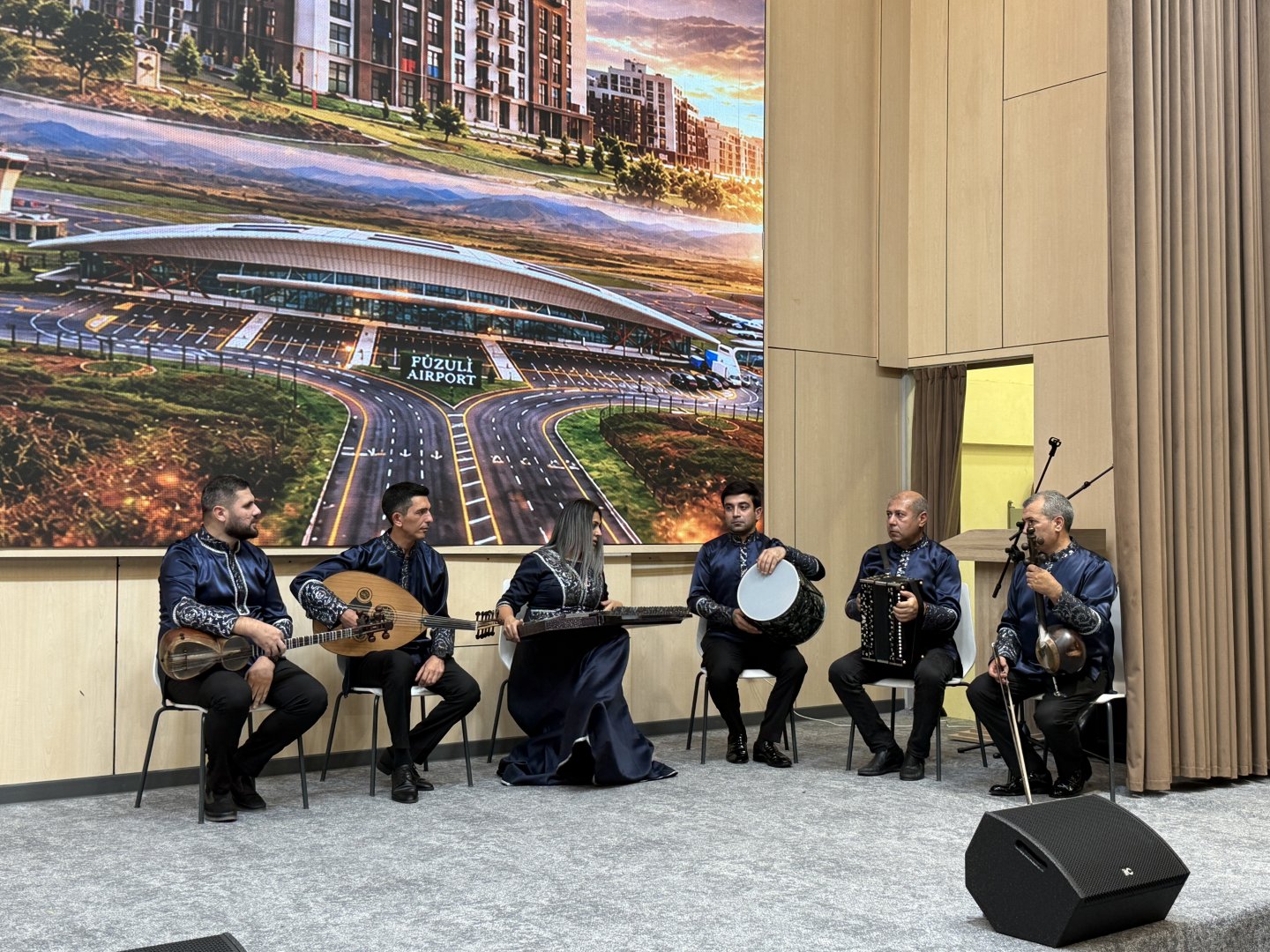 Füzulidə Şəhəri Günü münasibətilə konsert proqramı keçirilib (FOTO)