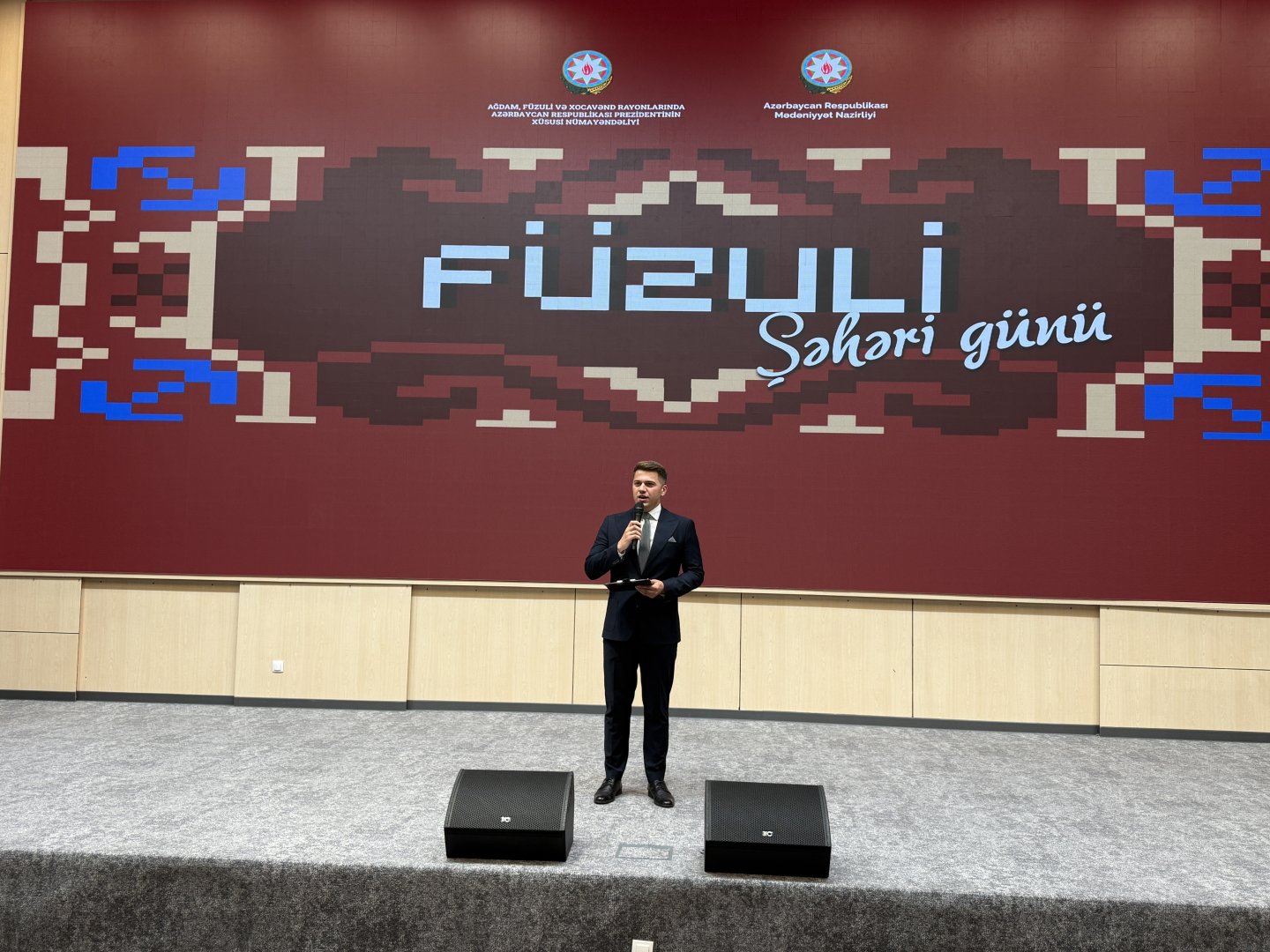 Füzulidə Şəhəri Günü münasibətilə konsert proqramı keçirilib (FOTO)