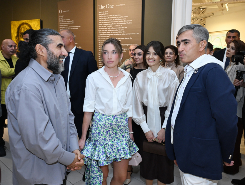 Müasir İncəsənət Muzeyində Anar Hüseynzadənin “O” adlı fərdi sərgisi açılıb (FOTO)
