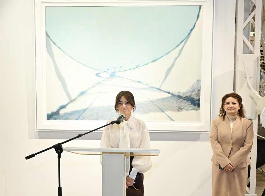 Müasir İncəsənət Muzeyində Anar Hüseynzadənin “O” adlı fərdi sərgisi açılıb (FOTO)