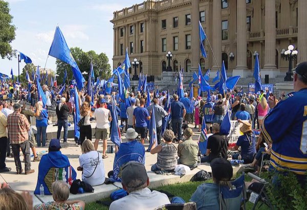 Kanadanın Alberta əyalətində separatçıların mitinqi keçirilib