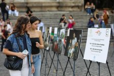 Ermənistanın Azərbaycana qarşı mina müharibəsi Romada fotofaktlarla nümayiş etdirilib (FOTO)