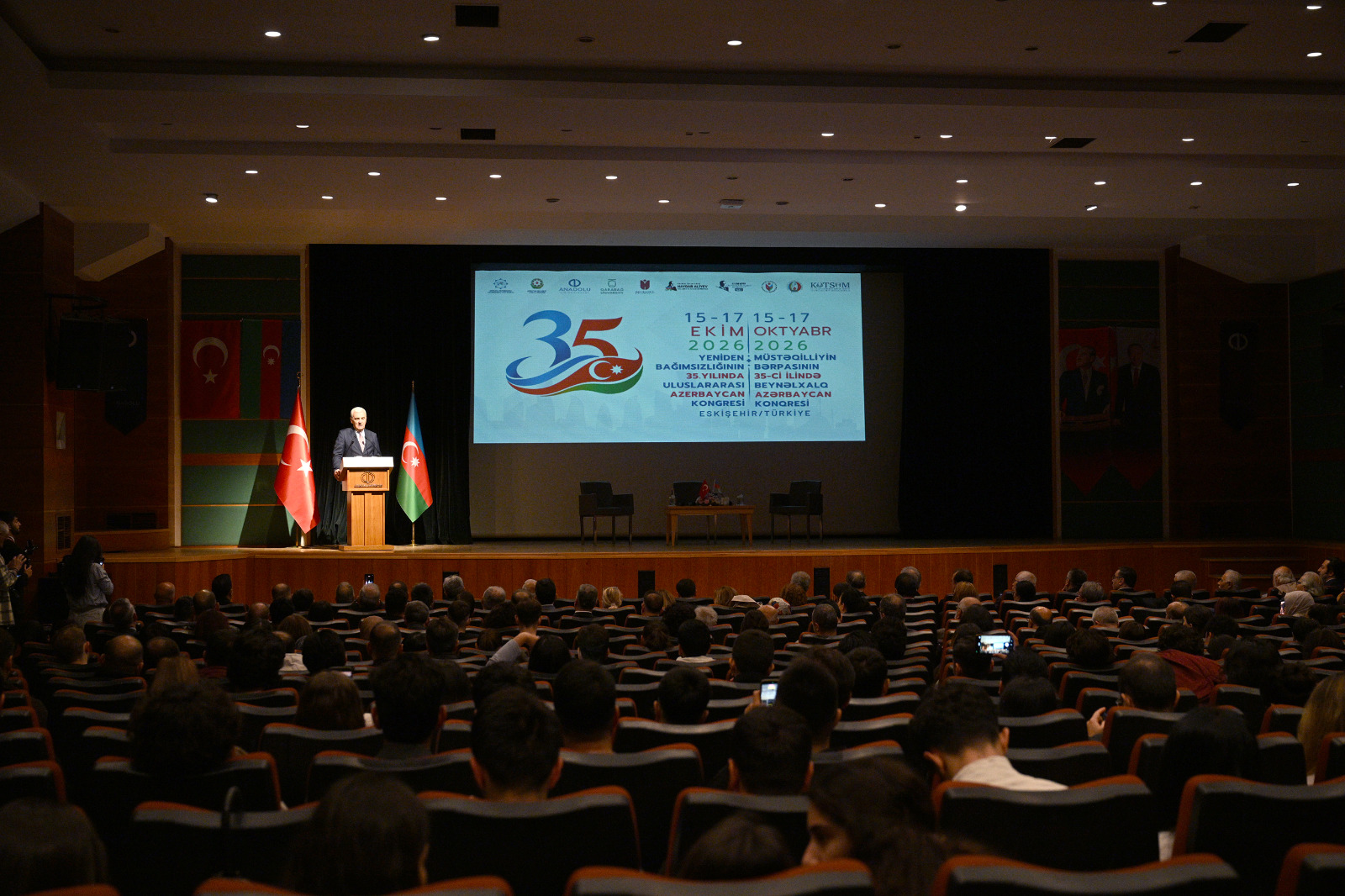 Anadolu Universitetində Azərbaycanın dövlət müstəqilliyinin bərpasının 35 illiyinə həsr olunan beynəlxalq konqres keçirilib (FOTO)