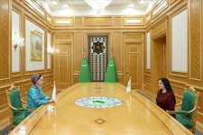 Leyla Əliyeva Arkadağ şəhərində Oğulcahan Atabayeva ilə görüşüb (FOTO)
