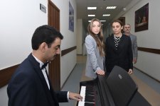 Alyona Əliyeva Mədəniyyət və Sənətkarlıq üzrə Bakı Dövlət Peşə Təhsili Mərkəzində inklüziv təlim və tədris mərkəzinin açılışında iştirak edib (FOTO)