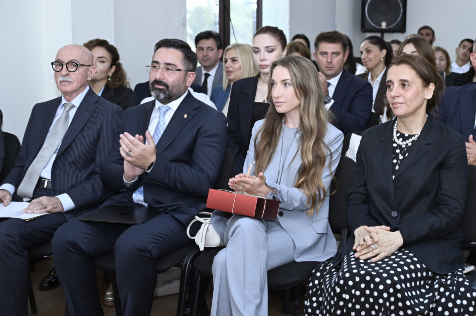 Alyona Əliyeva Mədəniyyət və Sənətkarlıq üzrə Bakı Dövlət Peşə Təhsili Mərkəzində inklüziv təlim və tədris mərkəzinin açılışında iştirak edib (FOTO)
