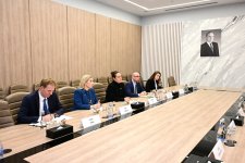Rəşad Nəbiyev ABŞ nümayəndəsi ilə süni intellekt mərkəzlərini müzakirə edib (FOTO)