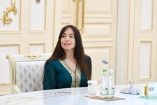 Aşqabadda Leyla Əliyevanın, Oğulcahan Atabayevanın və Saida Mirziyoyevanın üçtərəfli görüşü olub (FOTO)