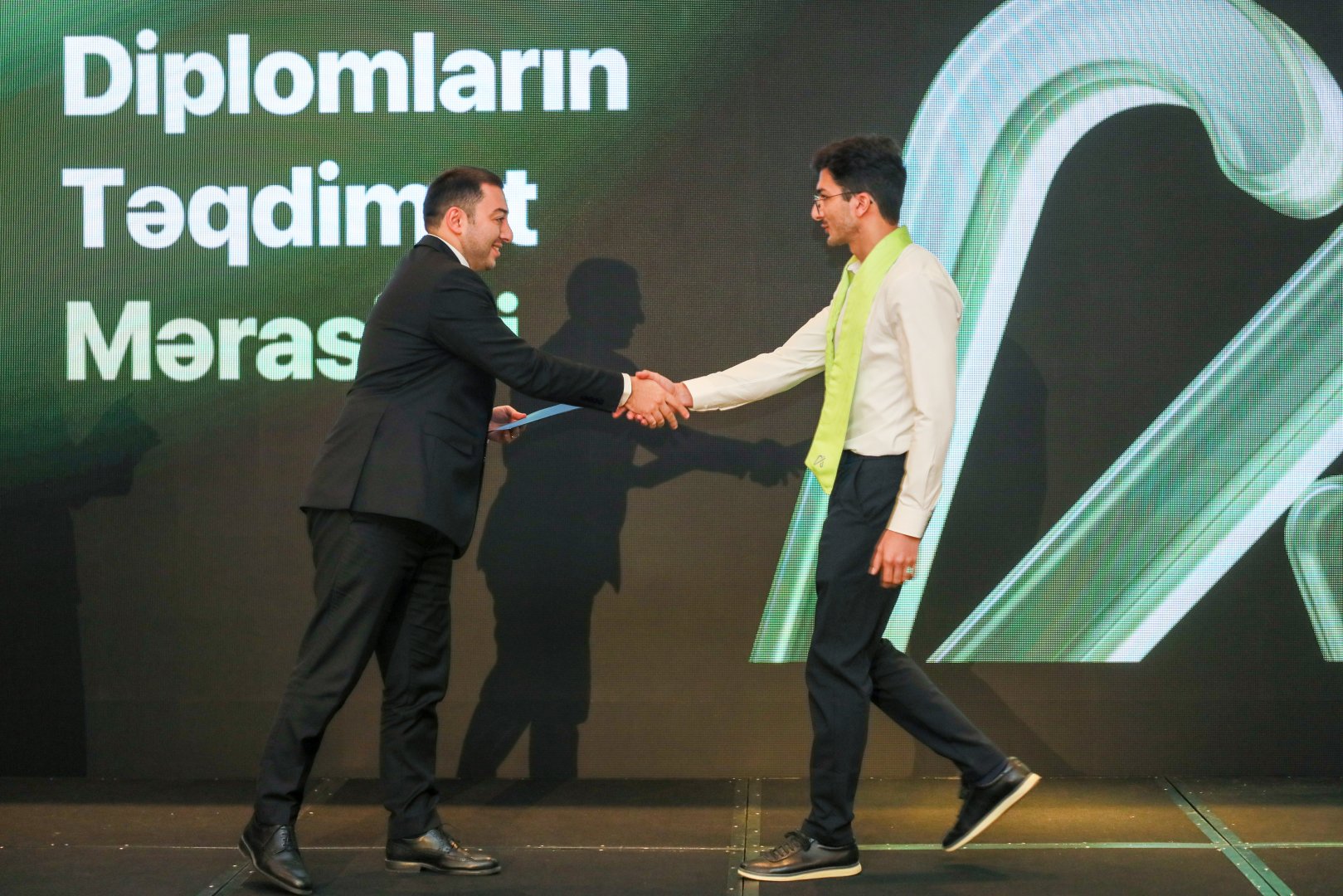 MSİM Milli Süni İntellekt Strategiyasının icrası çərçivəsində “AI Academy”nin ilk məzunlarını təltif edib (FOTO)