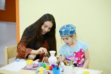 Heydər Əliyev Fondunun vitse-prezidenti Leyla Əliyeva Səmərqənddə xüsusi qayğıya ehtiyacı olan uşaqlar üçün yaradılan mərkəzlərin fəaliyyəti ilə tanış olub (FOTO)