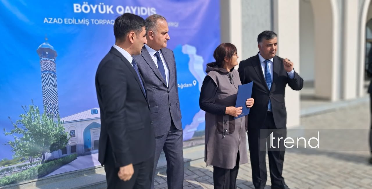 Xocalı sakinlərinə cins inəklər verilib (FOTO)