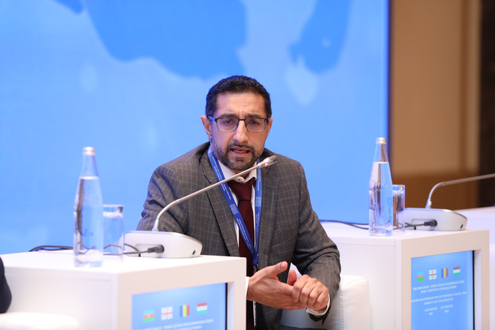 “Yaşıl Enerji Dəhlizi”nin biznes modeli və investisiya imkanları müzakirə olunub (FOTO)
