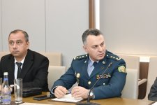 XİN-də Milli Müdafiə Universitetinin akademik kursunun iştirakçıları ilə görüş keçirilib (FOTO)
