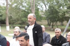 Elnur Rzayev Niyazoba kəndində səyyar qəbul keçirib (FOTO)