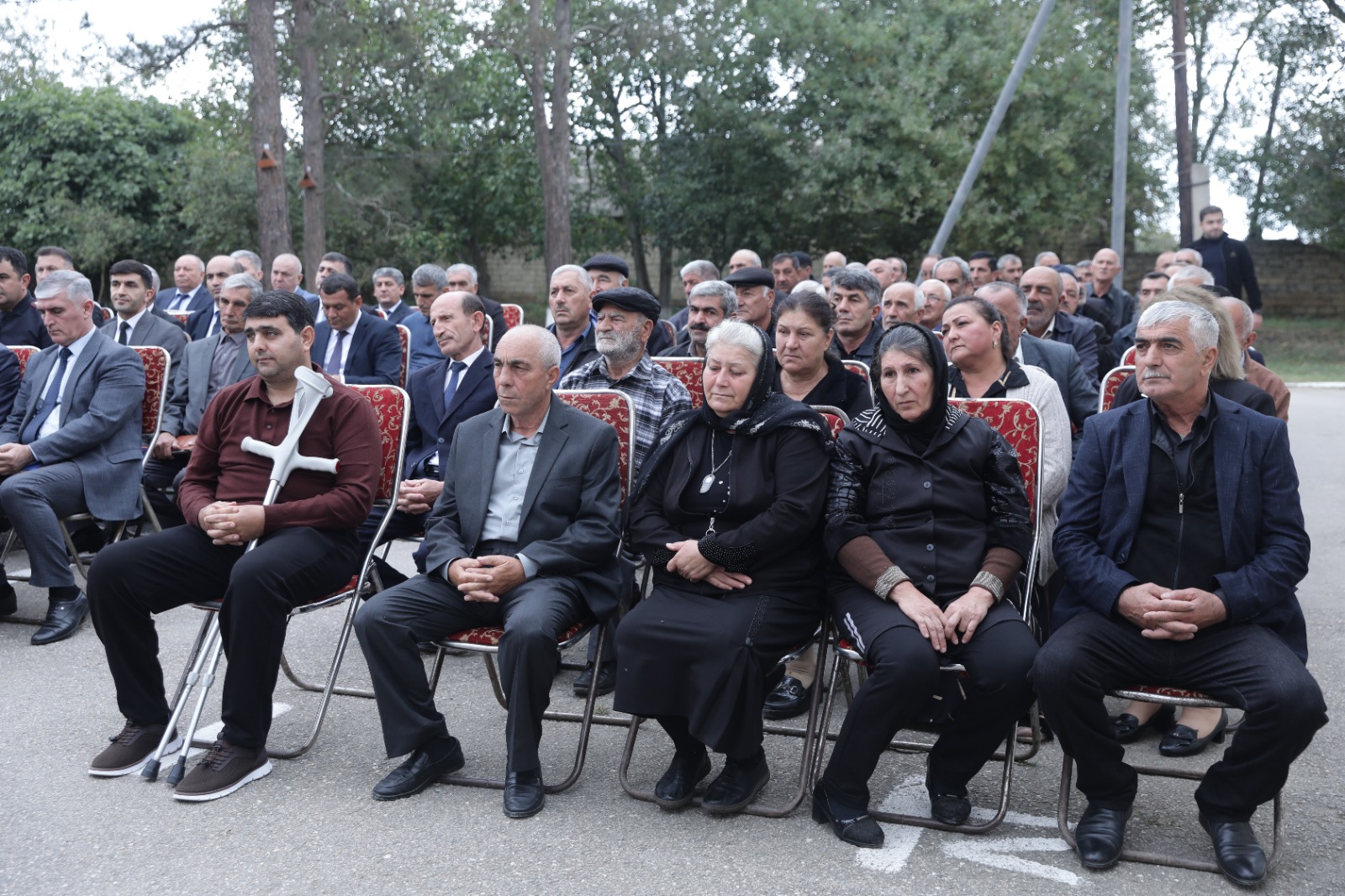 Elnur Rzayev Niyazoba kəndində səyyar qəbul keçirib (FOTO)