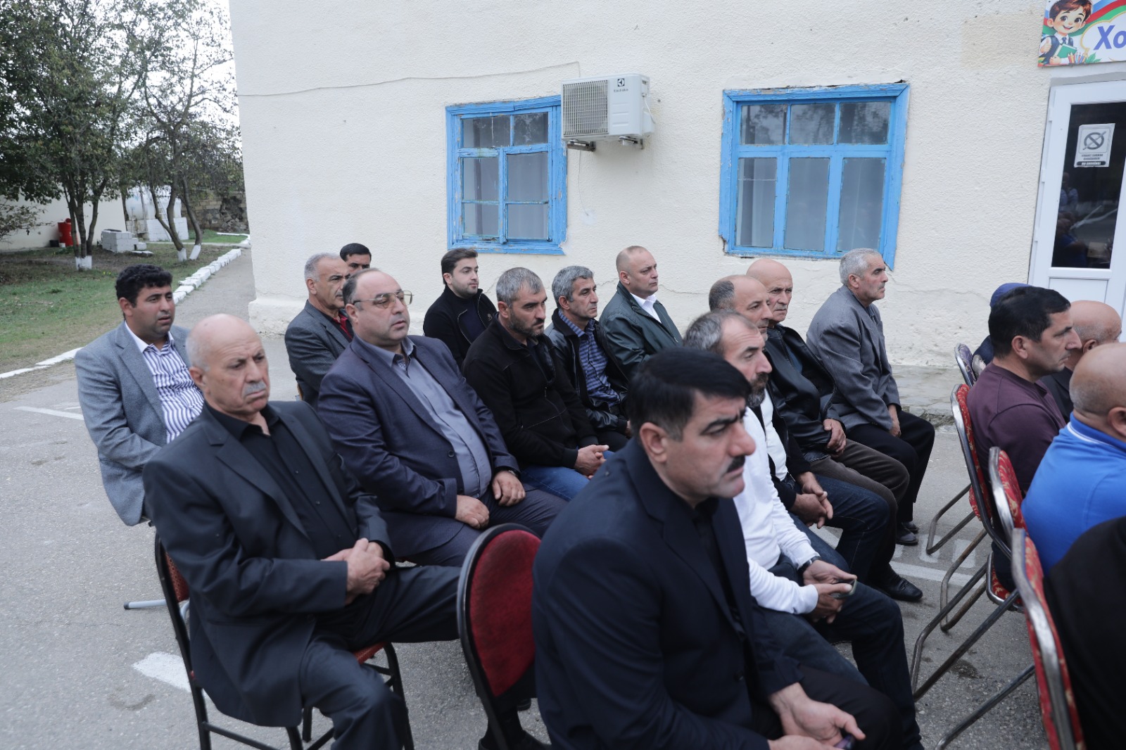 Elnur Rzayev Niyazoba kəndində səyyar qəbul keçirib (FOTO)