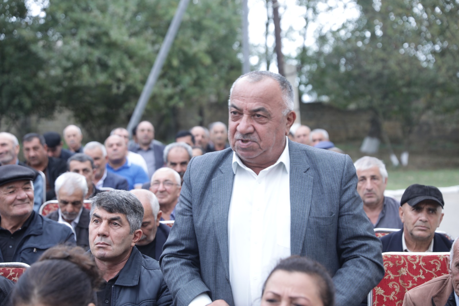 Elnur Rzayev Niyazoba kəndində səyyar qəbul keçirib (FOTO)