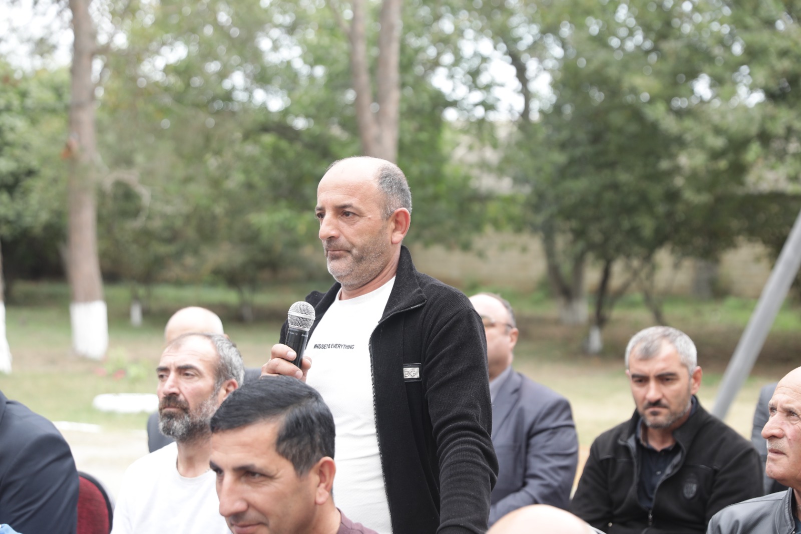 Elnur Rzayev Niyazoba kəndində səyyar qəbul keçirib (FOTO)