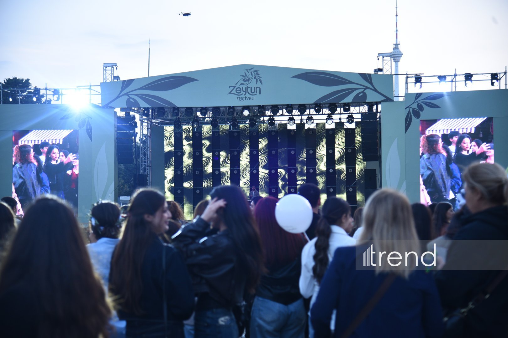 Bakıda zeytun festivalı başlayıb – üç gün qastronomik yeniliklər, milli ənənələr və konsertlər (FOTO)