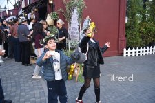 Bakıda zeytun festivalı başlayıb – üç gün qastronomik yeniliklər, milli ənənələr və konsertlər (FOTO)