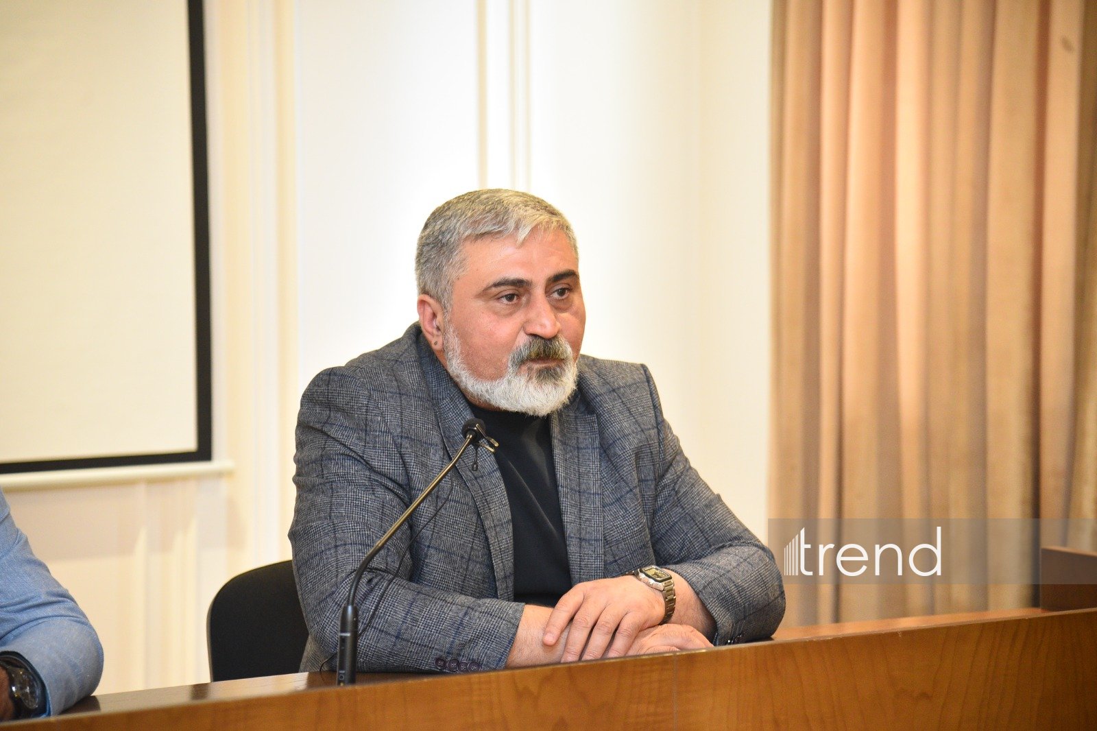 “Zərərli xarici təsirlərə və saxta xəbərlərə qarşı sayıqlığın artırılmasına dəstək” layihəsi AzMİU-da (FOTO/VİDEO)