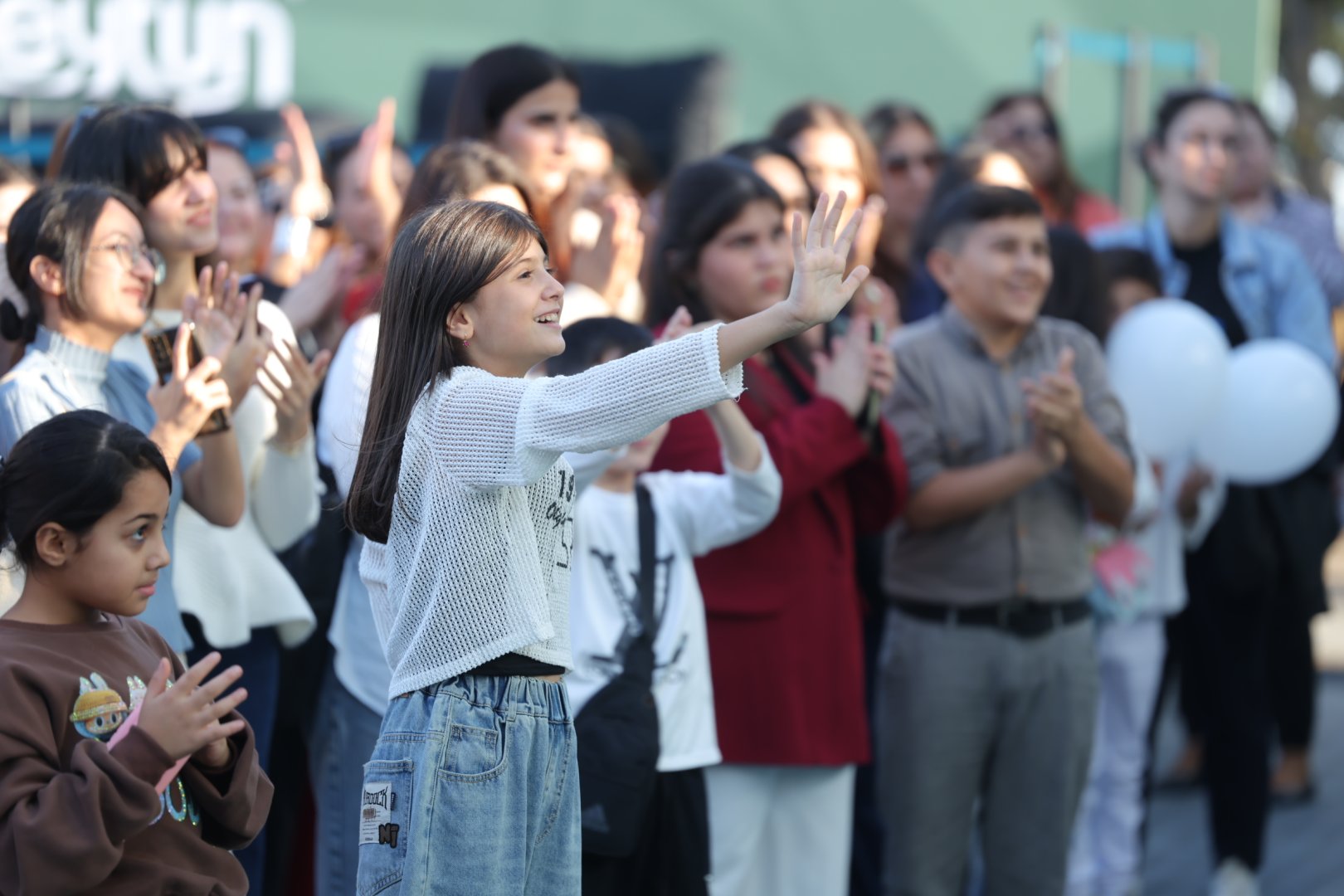 Zeytunla başlayan, musiqi ilə davam edən gün (FOTO)