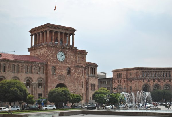Ermənistanda siyasətçi saxlanılıb