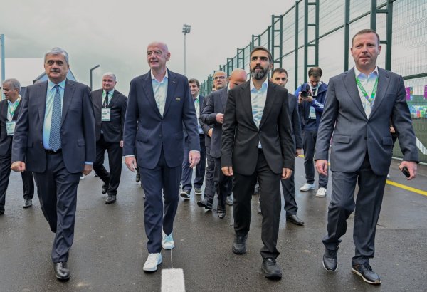 FIFA U-15-in ilk oyun günündə rəsmilərin Hövsan Yarış Kompleksinə səfəri baş tutub (FOTO)