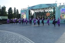 Zeytunla başlayan, musiqi ilə davam edən gün (FOTO)