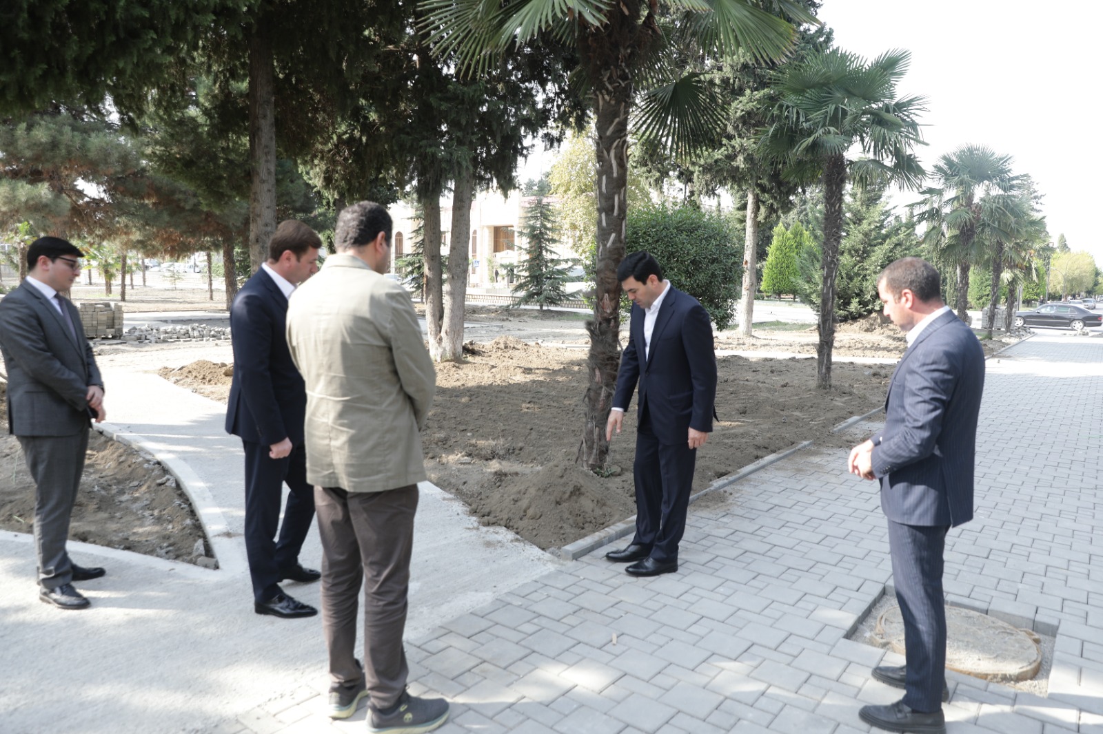 Xaçmazda “Şəhərsalma və Memarlıq İli” çərçivəsində Nəriman Nərimanov küçəsindəki park əsaslı şəkildə yenidən qurulur (FOTO)