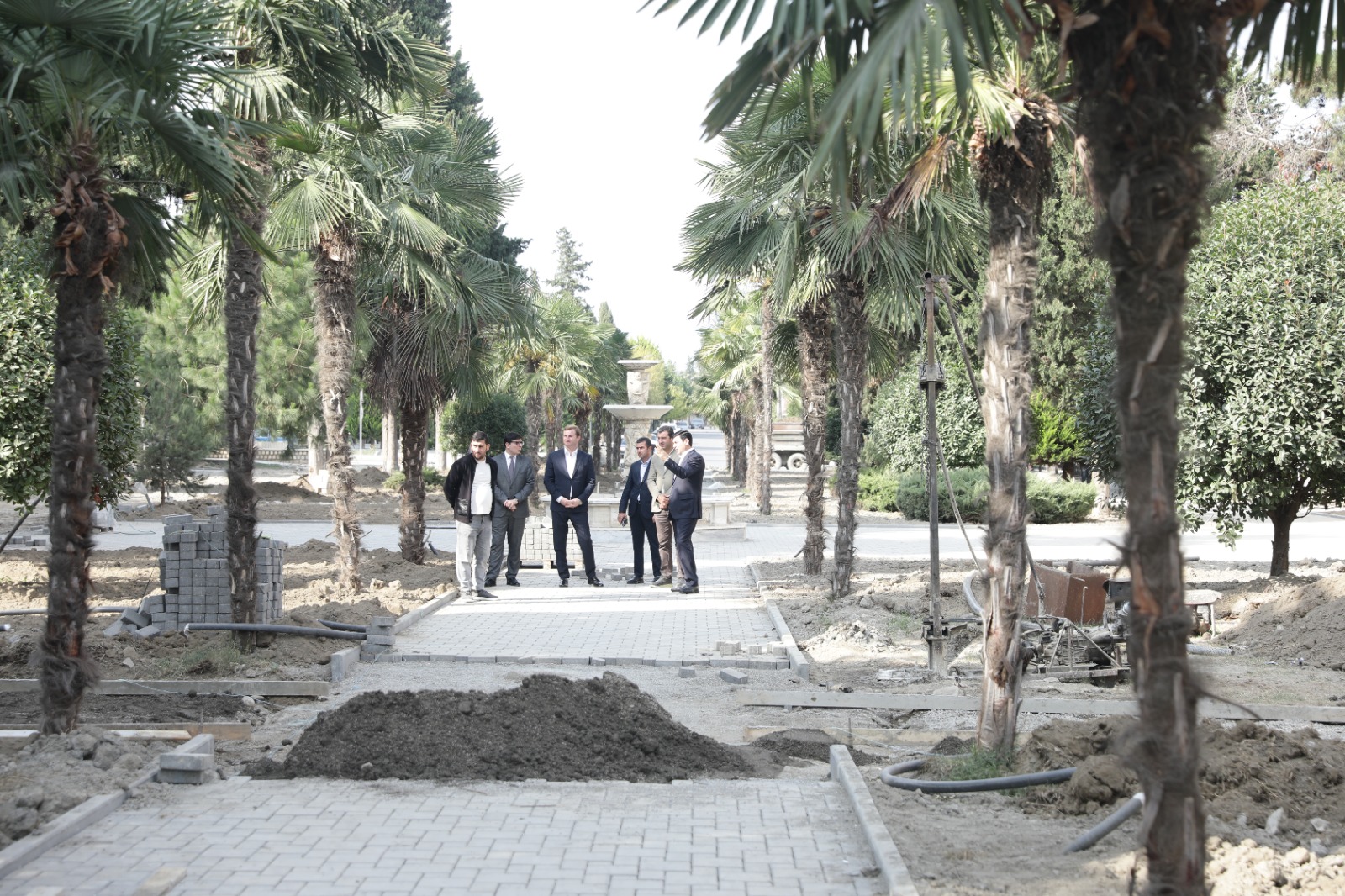 Xaçmazda “Şəhərsalma və Memarlıq İli” çərçivəsində Nəriman Nərimanov küçəsindəki park əsaslı şəkildə yenidən qurulur (FOTO)