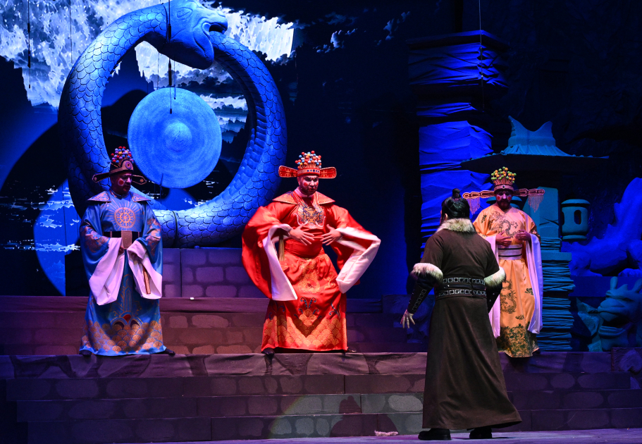 Heydər Əliyev Fondunun vitse-prezidenti Leyla Əliyeva “Turandot” tamaşasının premyerasını izləyib (FOTO)