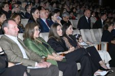 Heydər Əliyev Fondunun vitse-prezidenti Leyla Əliyeva “Turandot” tamaşasının premyerasını izləyib (FOTO)