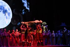 Heydər Əliyev Fondunun vitse-prezidenti Leyla Əliyeva “Turandot” tamaşasının premyerasını izləyib (FOTO)