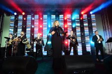 Estrada ulduzları Zeytun Festivalının səhnəsində (FOTO)