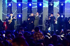 Estrada ulduzları Zeytun Festivalının səhnəsində (FOTO)