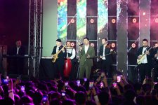Estrada ulduzları Zeytun Festivalının səhnəsində (FOTO)