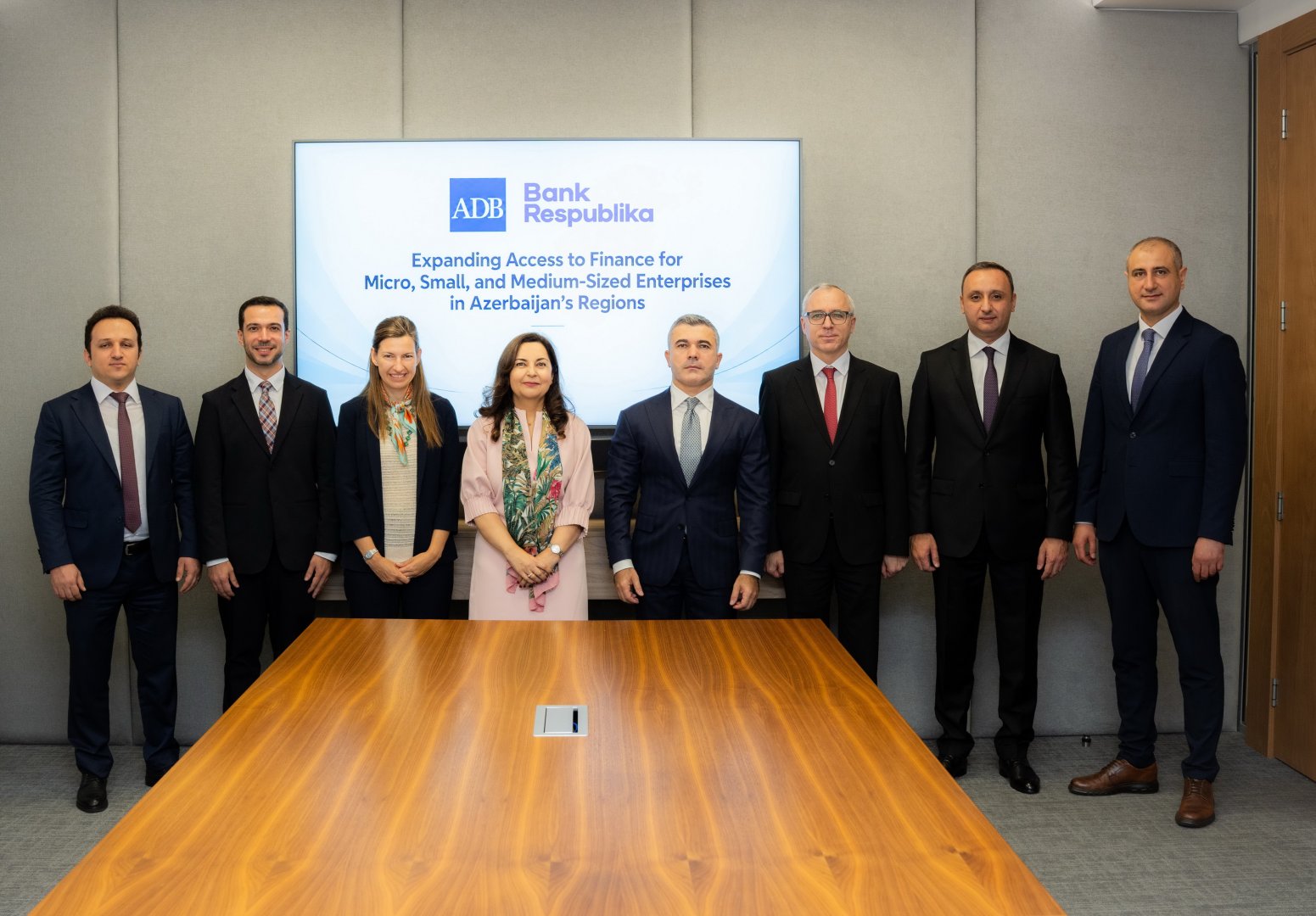 Bank Respublika Asiya İnkişaf Bankından regionlarda sahibkarlığın inkişafı üçün 40 milyon ABŞ dolları cəlb edib (FOTO)