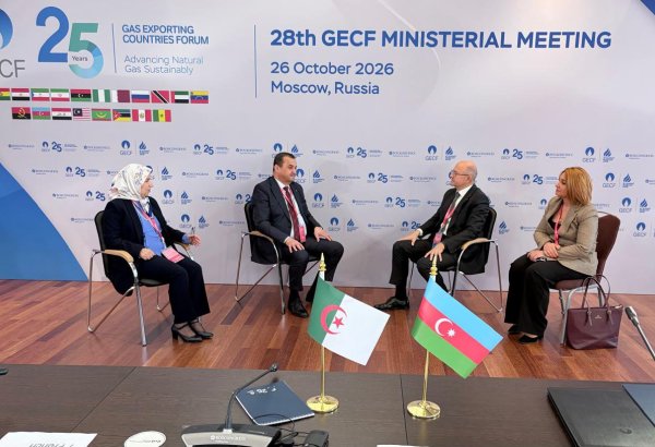 SOCAR və “Sonatrach” neft ticarətini müzakirə edib